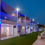 Blue Harbour Boutique 4*
