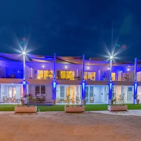 Blue Harbour Boutique Aparthotel