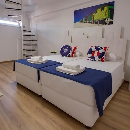 Blue Harbour Boutique Aparthotel 3*
