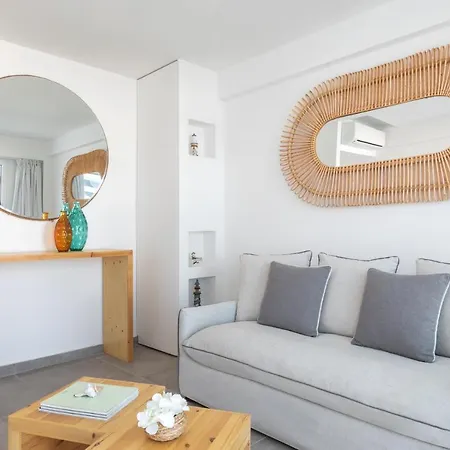 Blue Harbour Boutique Aparthotel