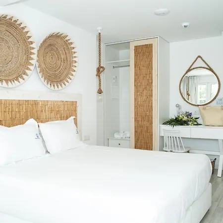 Blue Harbour Boutique Aparthotel
