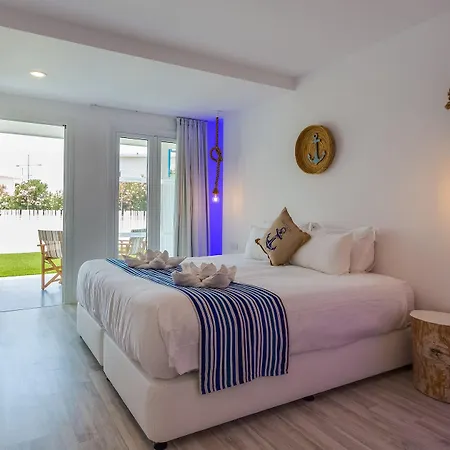 Blue Harbour Boutique Aparthotel