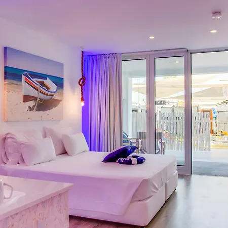 Blue Harbour Boutique Aya Napa