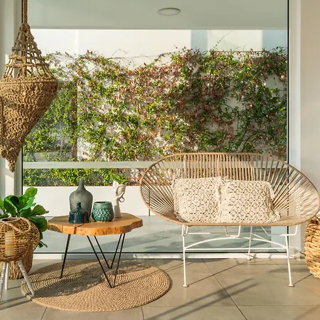 Blue Harbour Boutique 4* Aya Napa