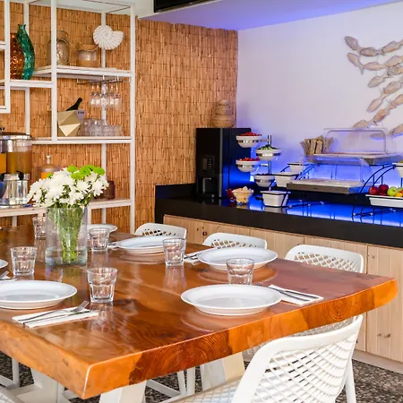 Blue Harbour Boutique