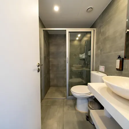 Blue Harbour Boutique 4*