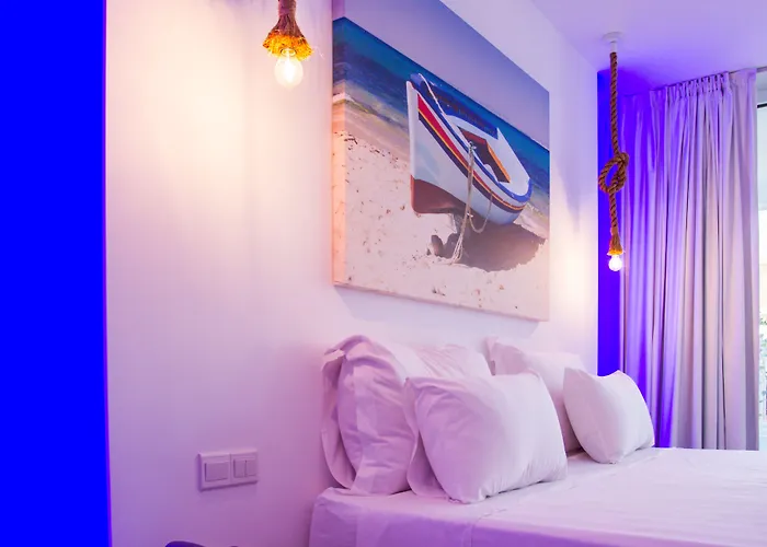 Lägenhetshotell Blue Harbour Boutique 4*