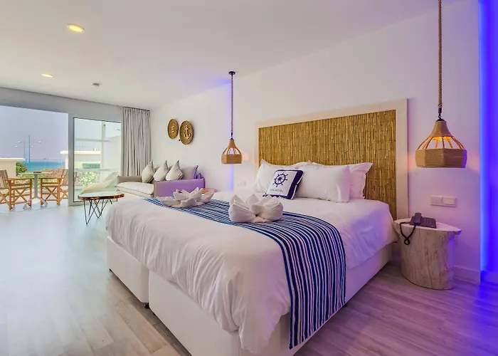 Blue Harbour Boutique Ayia Napa