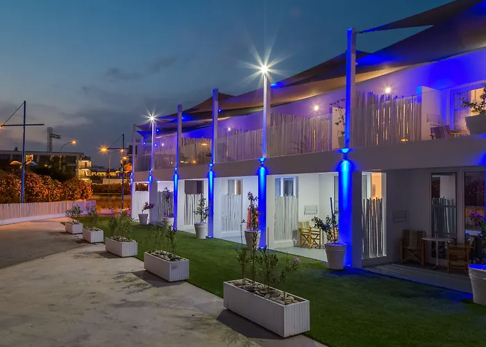 Blue Harbour Boutique Aparthotel