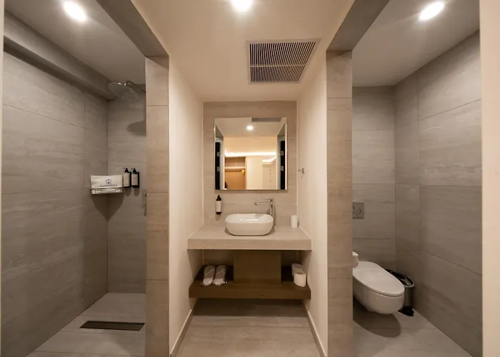 Blue Harbour Boutique Lägenhetshotell 4*