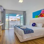 Hotel apartamentowy Blue Harbour Boutique 4*