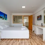 Hotel apartamentowy Blue Harbour Boutique