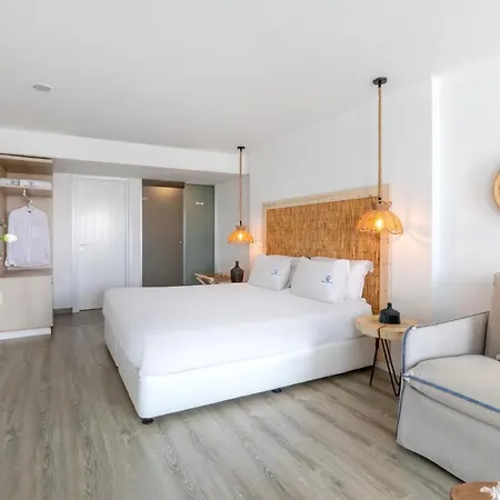 Blue Harbour Boutique Aparthotel Agia Napa
