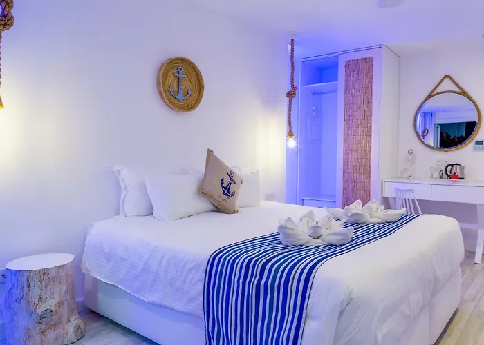 Blue Harbour Boutique