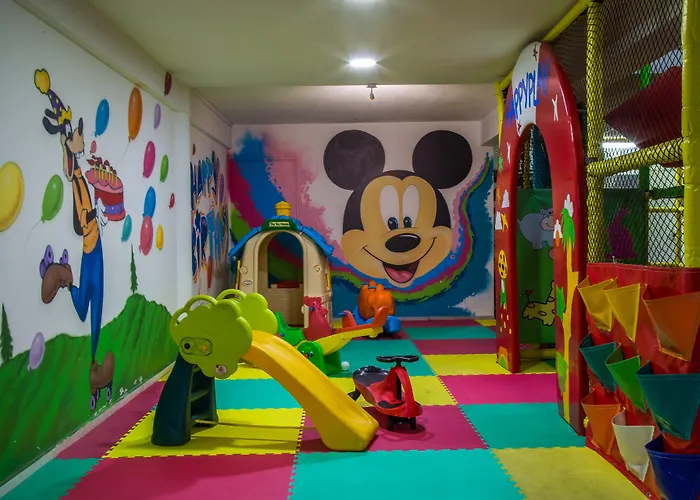 Blue Harbour Boutique Ayia Napa