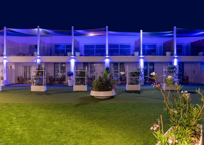 Blue Harbour Boutique Ayia Napa